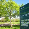 Clissold Park sign meeting point