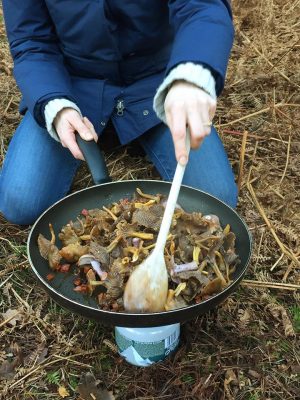 wild cooking on Forage London mushroom hunting course