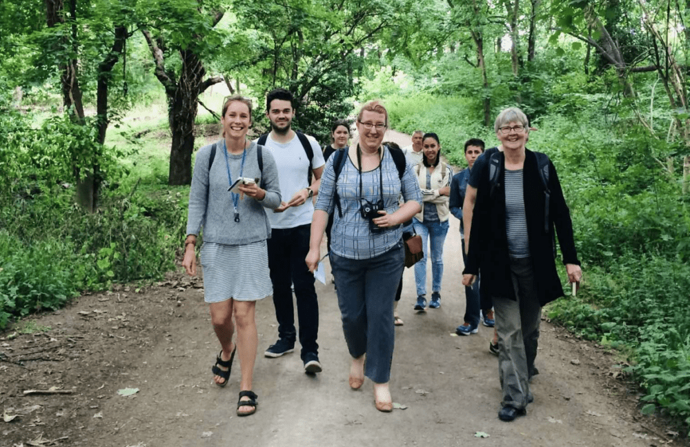 Corporate group on forage London wild food walk